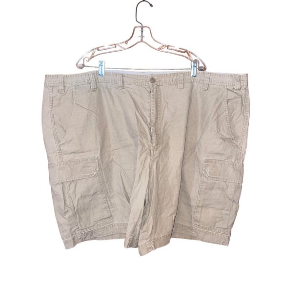 Mens St. Johns Bay Beige Cargo Shorts 54 Waist Cotton & Ramie Blend Durable - Picture 1 of 9